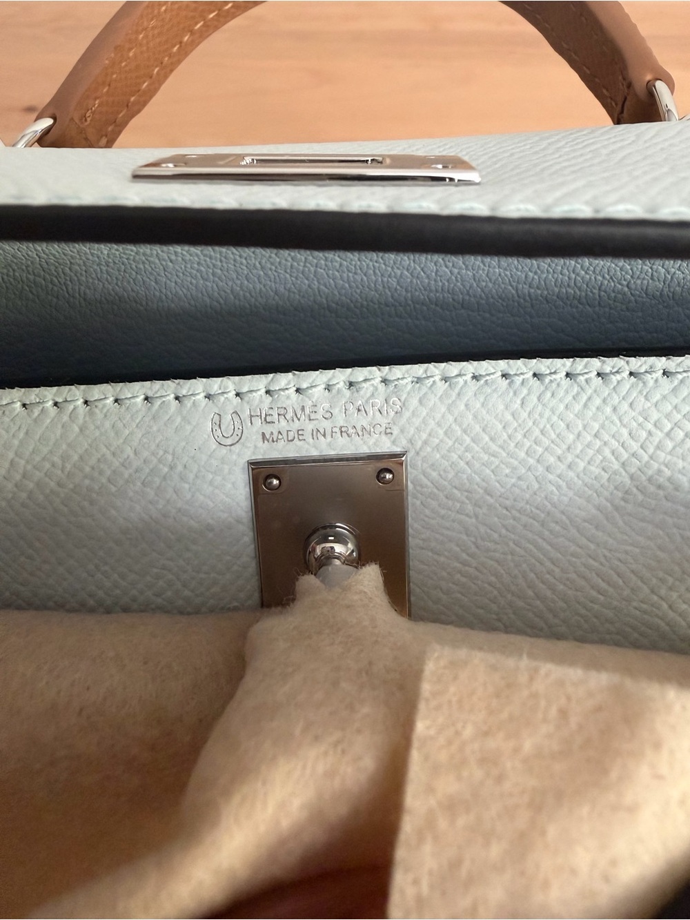 Tricolor white Brume green Vert Jade tan Gold PHW machine stitched Epsom sellier - Picture 7 of 9